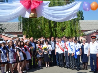 Погода в каменске шахтинском ростовской. Скородумовская СОШ Каменский район Ростовская область. Каменский Хутор СОШ. Школа в старой станицы Каменского района Ростовской области. Первомайский Каменский район Ростовская область.